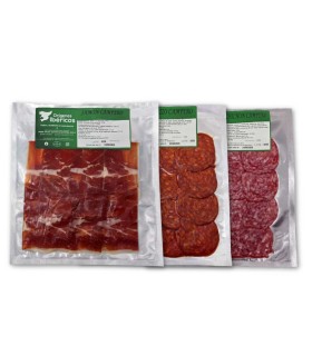 Terrain en plein air : Ham, chorizo et salchichón